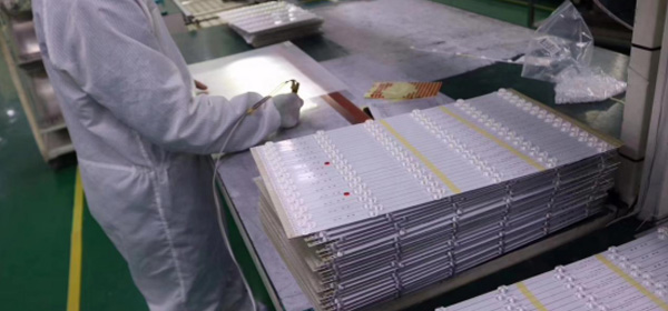 SMD LED PCB Board Testing Before Packing .
